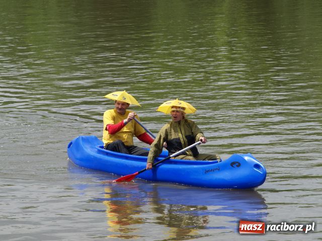 Zdjęcie w galerii na portalu naszraciborz.pl: Spływ kajakowy Ostrava-Zabełków wiadomości z regionu