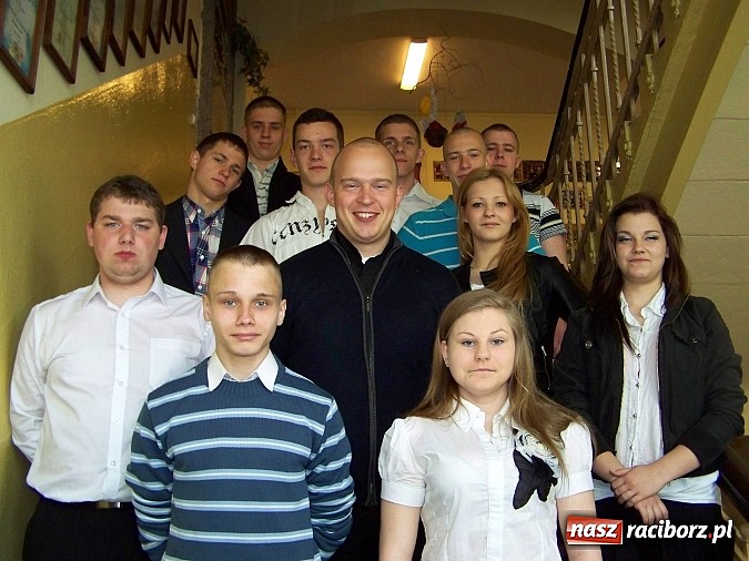 Zdjęcie w galerii na portalu naszraciborz.pl: Pierwszy dzień egzaminów w G5 wiadomości z regionu