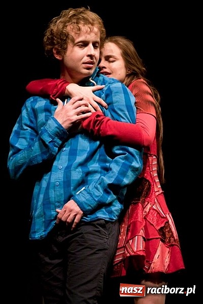 Zdjęcie w galerii na portalu naszraciborz.pl: Raciborzanka, Magdalena Tabor, na deskach Teatru im. Aleksandra Fredry w Gnieźnie wiadomości z regionu
