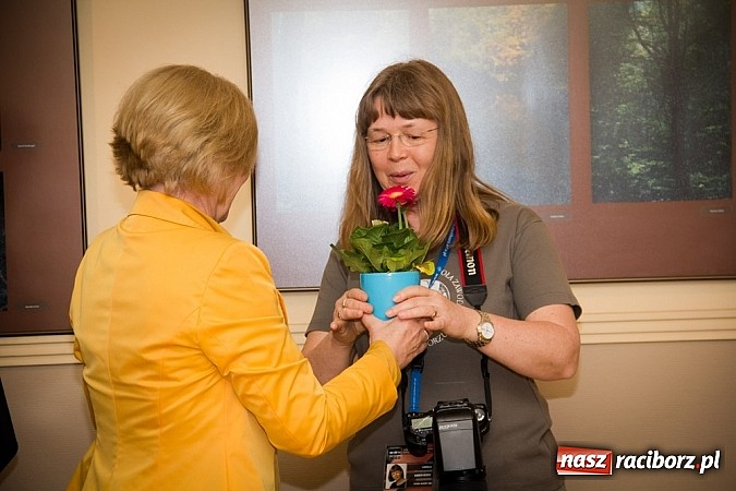 Zdjęcie w galerii na portalu naszraciborz.pl: Uwiecznione światło, barwa i kreska w galerii RCK wiadomości z regionu