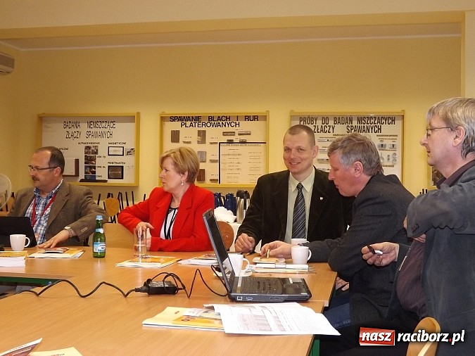 Zdjęcie w galerii na portalu naszraciborz.pl: Niekończąca się liczba miejsc pracy w Rafako wiadomości z regionu