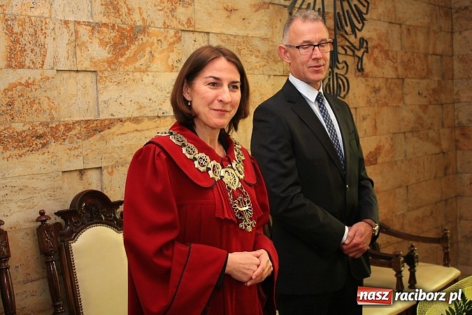 Zdjęcie w galerii na portalu naszraciborz.pl: Magiczny jubileusz, czyli Złote Gody w USC wiadomości z regionu