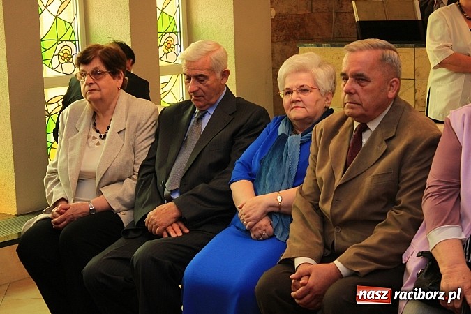 Zdjęcie w galerii na portalu naszraciborz.pl: Magiczny jubileusz, czyli Złote Gody w USC wiadomości z regionu