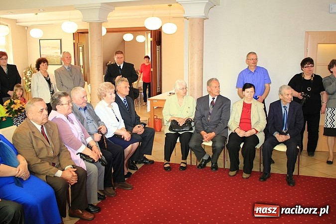 Zdjęcie w galerii na portalu naszraciborz.pl: Magiczny jubileusz, czyli Złote Gody w USC wiadomości z regionu