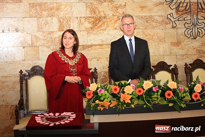 Zdjęcie w galerii na portalu naszraciborz.pl: Magiczny jubileusz, czyli Złote Gody w USC wiadomości z regionu