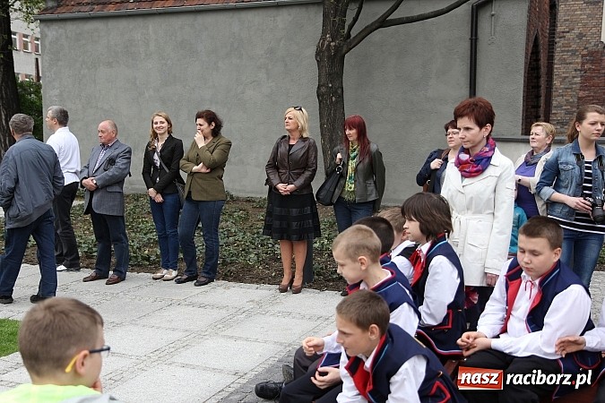 Zdjęcie w galerii na portalu naszraciborz.pl: Nowe fontanny otwarte z wielkim hukiem! wiadomości z regionu
