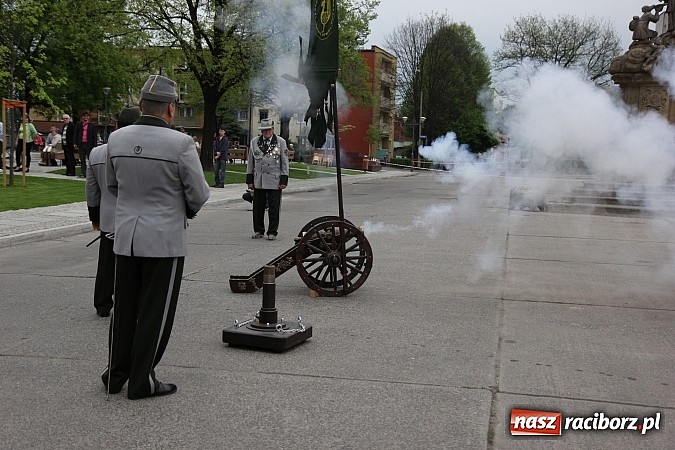 Zdjęcie w galerii na portalu naszraciborz.pl: Nowe fontanny otwarte z wielkim hukiem! wiadomości z regionu