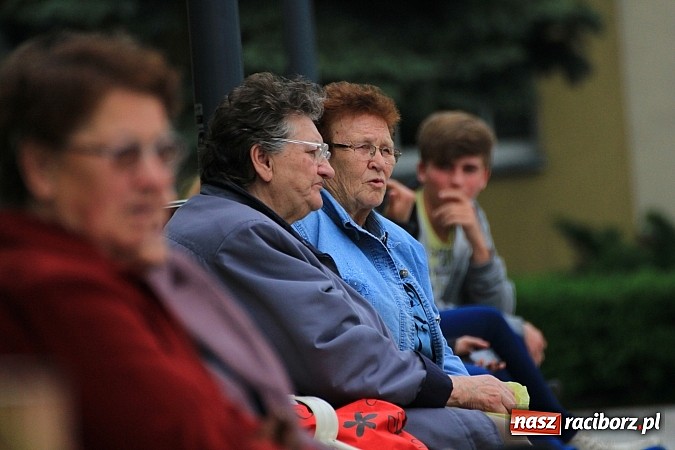 Zdjęcie w galerii na portalu naszraciborz.pl: Nowe fontanny otwarte z wielkim hukiem! wiadomości z regionu