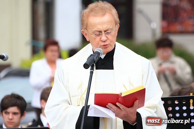 Zdjęcie w galerii na portalu naszraciborz.pl: Nowe fontanny otwarte z wielkim hukiem! wiadomości z regionu