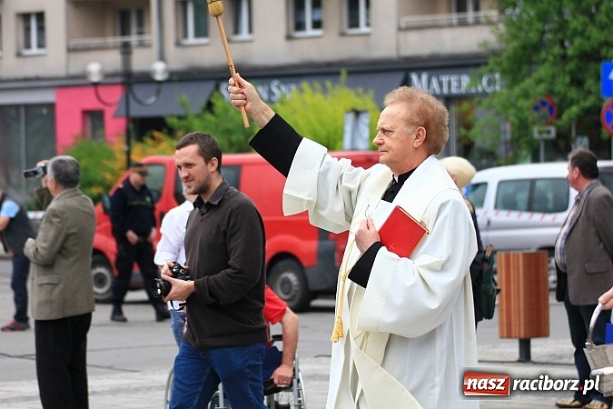 Zdjęcie w galerii na portalu naszraciborz.pl: Nowe fontanny otwarte z wielkim hukiem! wiadomości z regionu