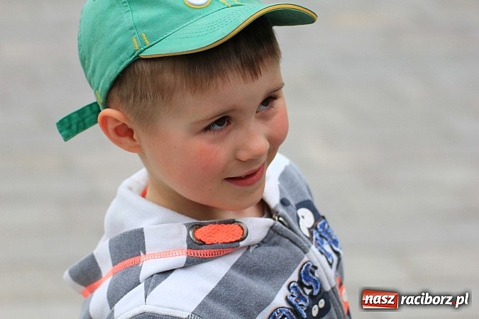 Zdjęcie w galerii na portalu naszraciborz.pl: Nowe fontanny otwarte z wielkim hukiem! wiadomości z regionu