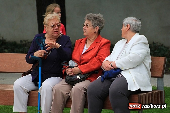 Zdjęcie w galerii na portalu naszraciborz.pl: Nowe fontanny otwarte z wielkim hukiem! wiadomości z regionu