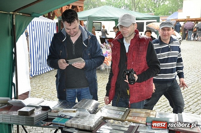 Zdjęcie w galerii na portalu naszraciborz.pl: Jarmark zamkowy ruszył. Pogoda łaskawa wiadomości z regionu