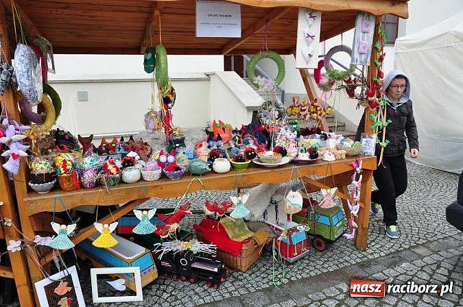 Zdjęcie w galerii na portalu naszraciborz.pl: Jarmark zamkowy ruszył. Pogoda łaskawa wiadomości z regionu