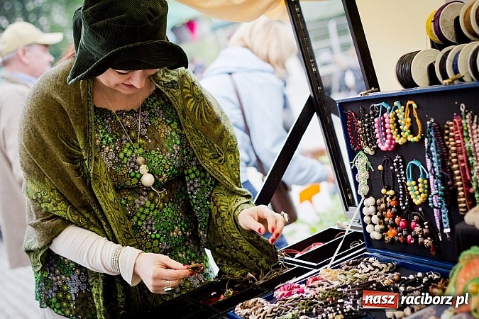 Zdjęcie w galerii na portalu naszraciborz.pl: Drugi zamkowy jarmark za nami. Nie dopisała tylko pogoda wiadomości z regionu
