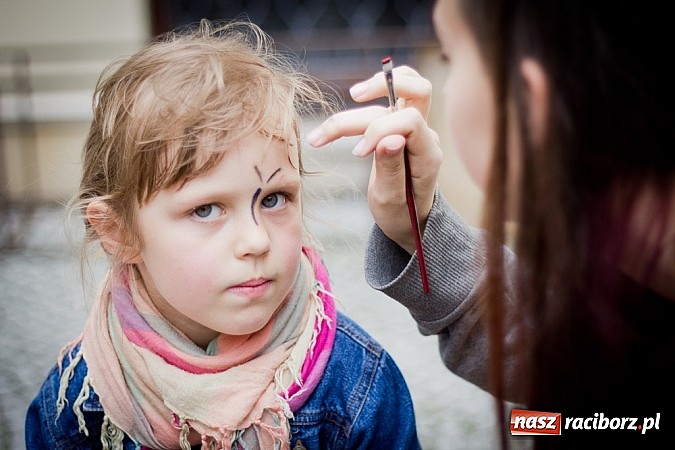 Zdjęcie w galerii na portalu naszraciborz.pl: Drugi zamkowy jarmark za nami. Nie dopisała tylko pogoda wiadomości z regionu