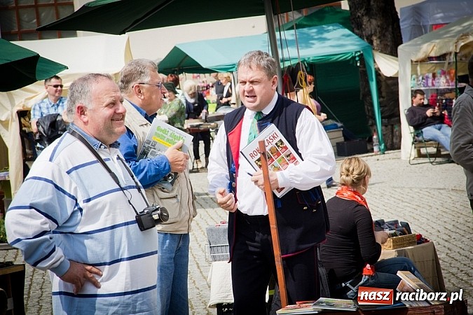 Zdjęcie w galerii na portalu naszraciborz.pl: Drugi zamkowy jarmark za nami. Nie dopisała tylko pogoda wiadomości z regionu