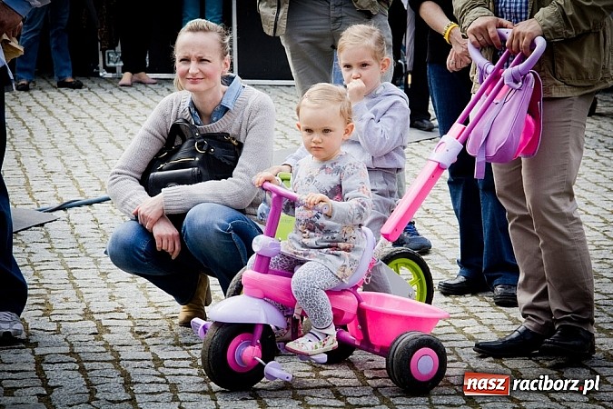 Zdjęcie w galerii na portalu naszraciborz.pl: Drugi zamkowy jarmark za nami. Nie dopisała tylko pogoda wiadomości z regionu