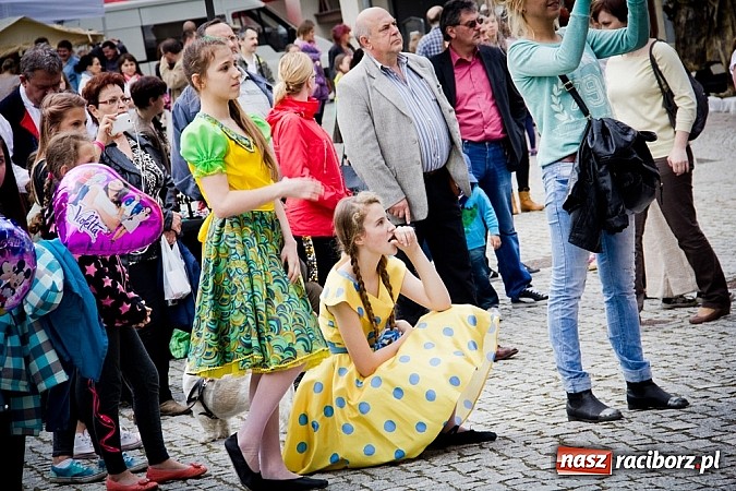 Zdjęcie w galerii na portalu naszraciborz.pl: Drugi zamkowy jarmark za nami. Nie dopisała tylko pogoda wiadomości z regionu