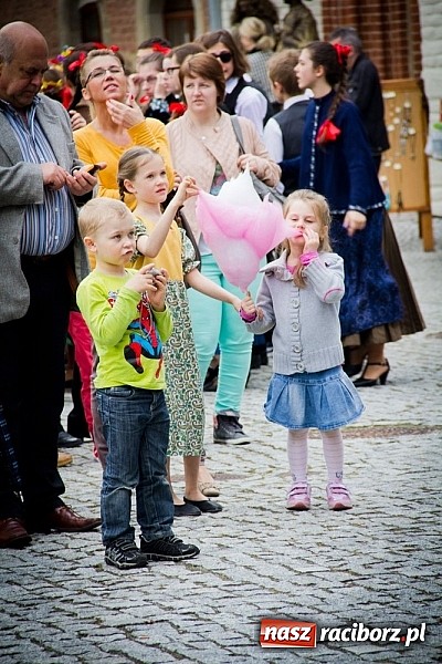 Zdjęcie w galerii na portalu naszraciborz.pl: Drugi zamkowy jarmark za nami. Nie dopisała tylko pogoda wiadomości z regionu