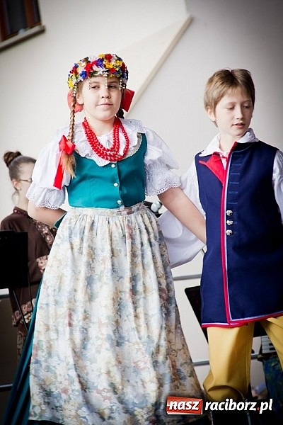 Zdjęcie w galerii na portalu naszraciborz.pl: Drugi zamkowy jarmark za nami. Nie dopisała tylko pogoda wiadomości z regionu