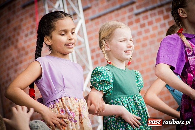 Zdjęcie w galerii na portalu naszraciborz.pl: Drugi zamkowy jarmark za nami. Nie dopisała tylko pogoda wiadomości z regionu