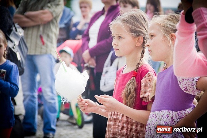 Zdjęcie w galerii na portalu naszraciborz.pl: Drugi zamkowy jarmark za nami. Nie dopisała tylko pogoda wiadomości z regionu
