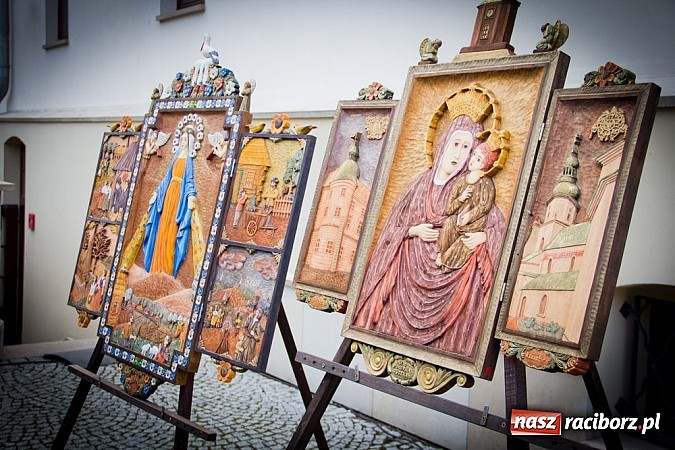 Zdjęcie w galerii na portalu naszraciborz.pl: Drugi zamkowy jarmark za nami. Nie dopisała tylko pogoda wiadomości z regionu