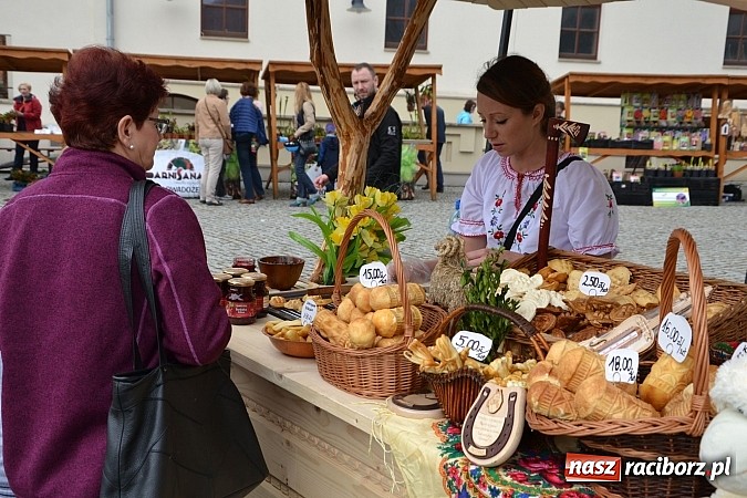Zdjęcie w galerii na portalu naszraciborz.pl: Drugi zamkowy jarmark za nami. Nie dopisała tylko pogoda wiadomości z regionu
