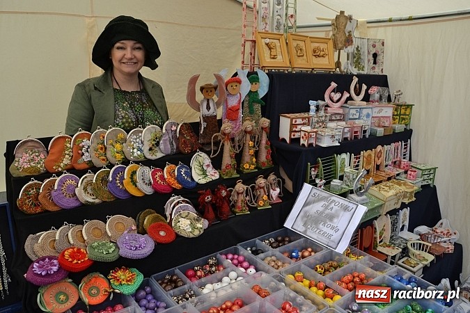 Zdjęcie w galerii na portalu naszraciborz.pl: Drugi zamkowy jarmark za nami. Nie dopisała tylko pogoda wiadomości z regionu