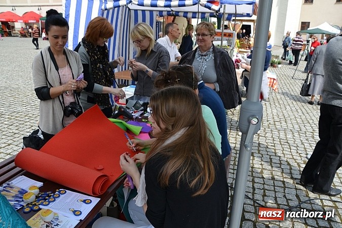 Zdjęcie w galerii na portalu naszraciborz.pl: Drugi zamkowy jarmark za nami. Nie dopisała tylko pogoda wiadomości z regionu