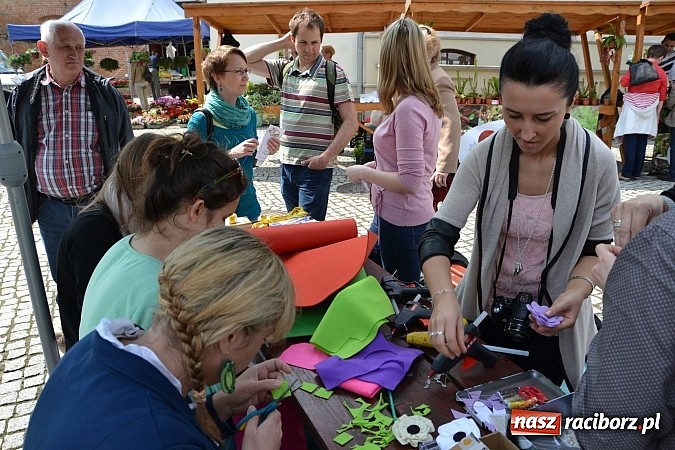 Zdjęcie w galerii na portalu naszraciborz.pl: Drugi zamkowy jarmark za nami. Nie dopisała tylko pogoda wiadomości z regionu