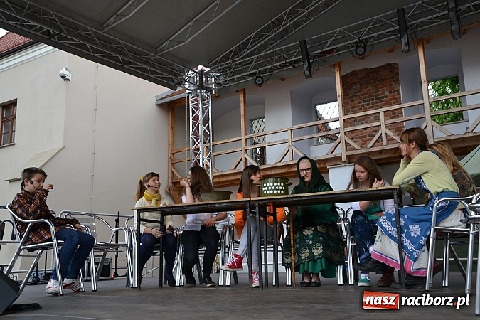 Zdjęcie w galerii na portalu naszraciborz.pl: Drugi zamkowy jarmark za nami. Nie dopisała tylko pogoda wiadomości z regionu