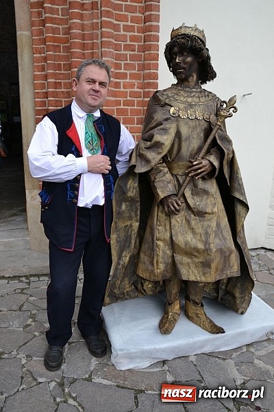 Zdjęcie w galerii na portalu naszraciborz.pl: Drugi zamkowy jarmark za nami. Nie dopisała tylko pogoda wiadomości z regionu