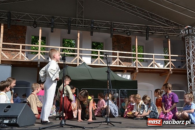 Zdjęcie w galerii na portalu naszraciborz.pl: Drugi zamkowy jarmark za nami. Nie dopisała tylko pogoda wiadomości z regionu