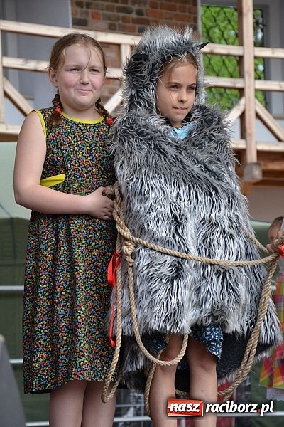 Zdjęcie w galerii na portalu naszraciborz.pl: Drugi zamkowy jarmark za nami. Nie dopisała tylko pogoda wiadomości z regionu