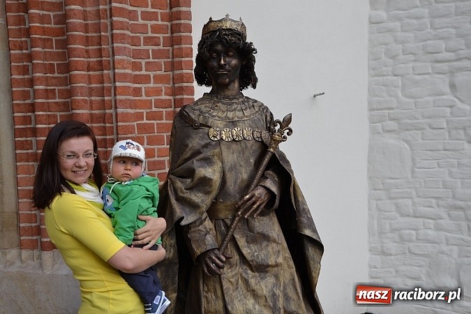 Zdjęcie w galerii na portalu naszraciborz.pl: Drugi zamkowy jarmark za nami. Nie dopisała tylko pogoda wiadomości z regionu