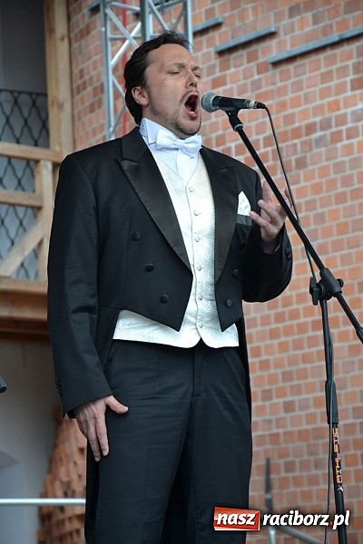 Zdjęcie w galerii na portalu naszraciborz.pl: Drugi zamkowy jarmark za nami. Nie dopisała tylko pogoda wiadomości z regionu