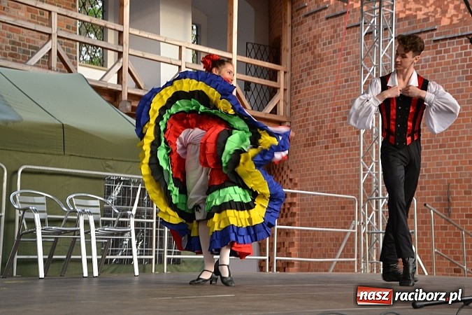 Zdjęcie w galerii na portalu naszraciborz.pl: Drugi zamkowy jarmark za nami. Nie dopisała tylko pogoda wiadomości z regionu