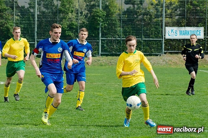 Zdjęcie w galerii na portalu naszraciborz.pl: Ciężka przeprawa markowickich juniorów wiadomości z regionu