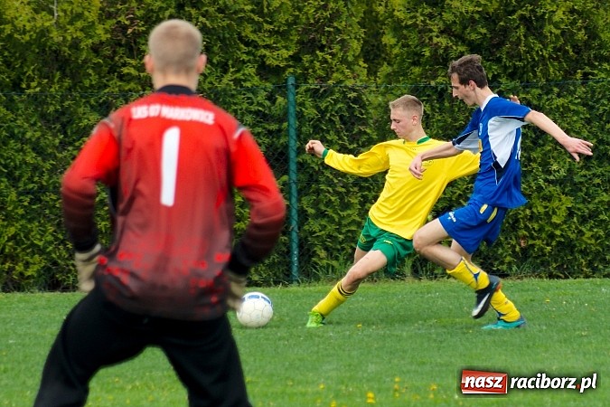 Zdjęcie w galerii na portalu naszraciborz.pl: Ciężka przeprawa markowickich juniorów wiadomości z regionu