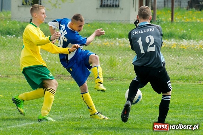 Zdjęcie w galerii na portalu naszraciborz.pl: Ciężka przeprawa markowickich juniorów wiadomości z regionu