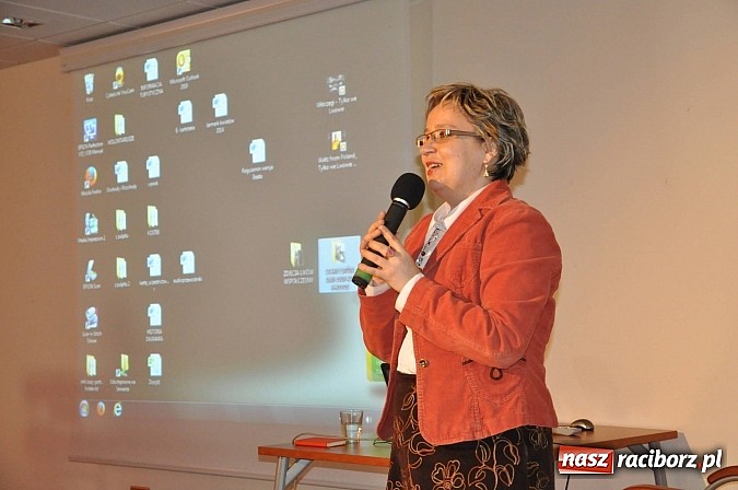 Zdjęcie w galerii na portalu naszraciborz.pl: Z Kres&oacute;w i Lwowa do Raciborza. Niedziela wspomnień z papieskim zakończeniem wiadomości z regionu