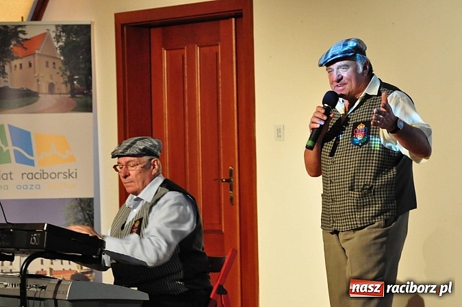 Zdjęcie w galerii na portalu naszraciborz.pl: Z Kres&oacute;w i Lwowa do Raciborza. Niedziela wspomnień z papieskim zakończeniem wiadomości z regionu