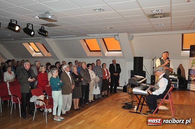 Zdjęcie w galerii na portalu naszraciborz.pl: Z Kres&oacute;w i Lwowa do Raciborza. Niedziela wspomnień z papieskim zakończeniem wiadomości z regionu