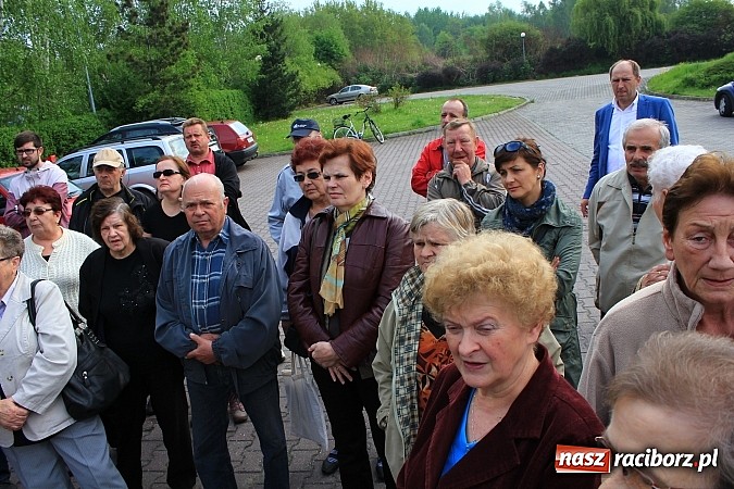 Zdjęcie w galerii na portalu naszraciborz.pl: Droga Racibórz-Pszczyna. Mieszkańcy Brzezia pokazali jak ich zdaniem ma przebiegać trasa wiadomości z regionu