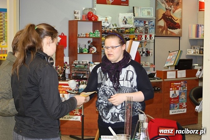 Zdjęcie w galerii na portalu naszraciborz.pl: Zespół Szkół Zawodowych wyszedł do ludzi wiadomości z regionu