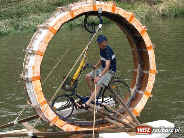 Zdjęcie w galerii na portalu naszraciborz.pl: Rekordowe X Pływadło wiadomości z regionu