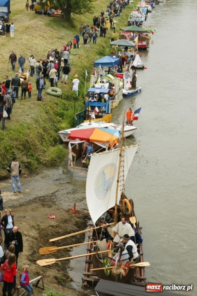 Zdjęcie w galerii na portalu naszraciborz.pl: Rekordowe X Pływadło wiadomości z regionu