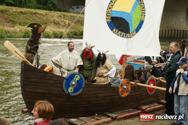 Zdjęcie w galerii na portalu naszraciborz.pl: Rekordowe X Pływadło wiadomości z regionu